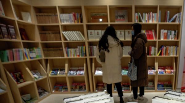 В Китае проявляют большой интерес к писателям из России0