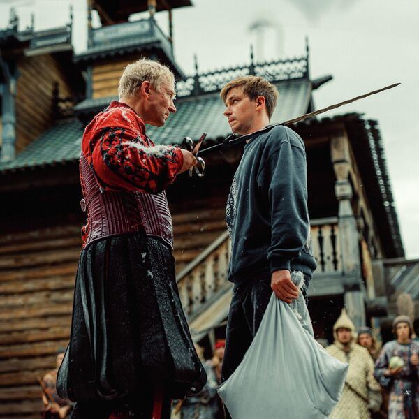 Моряк Петров и князь Маковецкий: как снимали сказку со звездами 