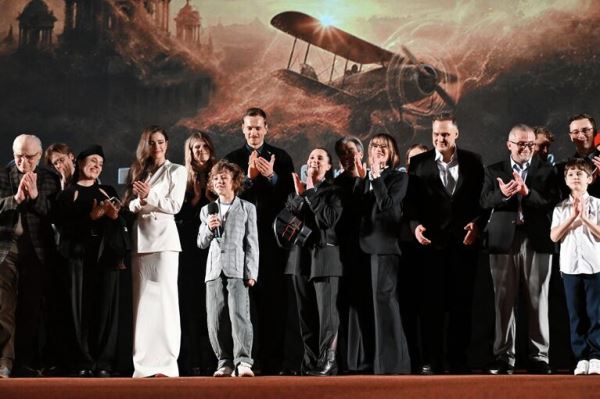 Высоко взлетели: громкая премьера фильма Кончаловского 