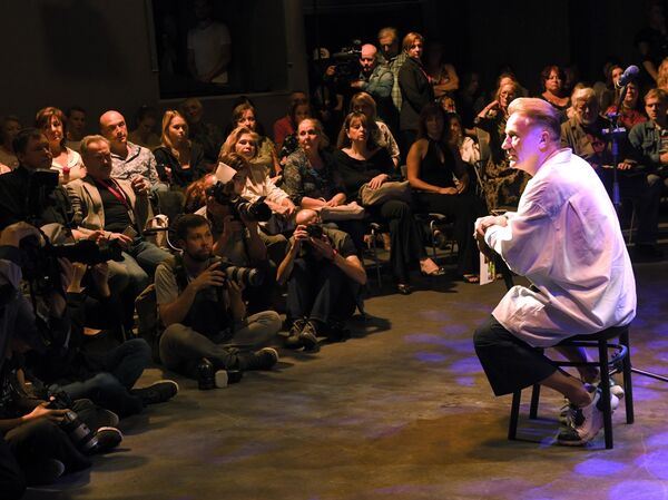 Вечный двигатель: Олег Меньшиков снова удивляет4