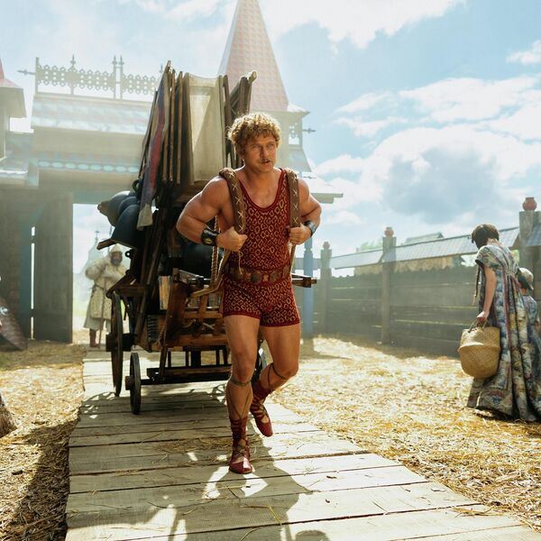 Моряк Петров и князь Маковецкий: как снимали сказку со звездами 