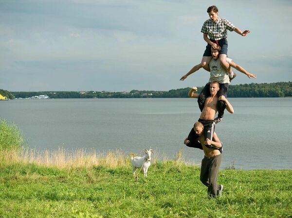 За кадром успеха: что скрывает харизматичный Иван Янковский8