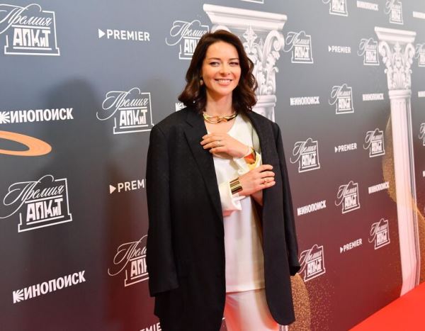 Российские актрисы, обманувшие возраст: в чем их секрет1