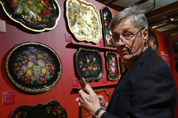 Чудесный праздник в Москве: тайны и самые красивые вещи жостовской росписи8