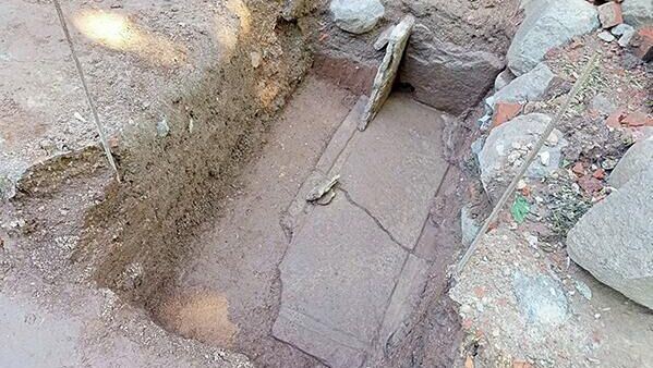 В Великом Новгороде появилась скульптура трех котов1