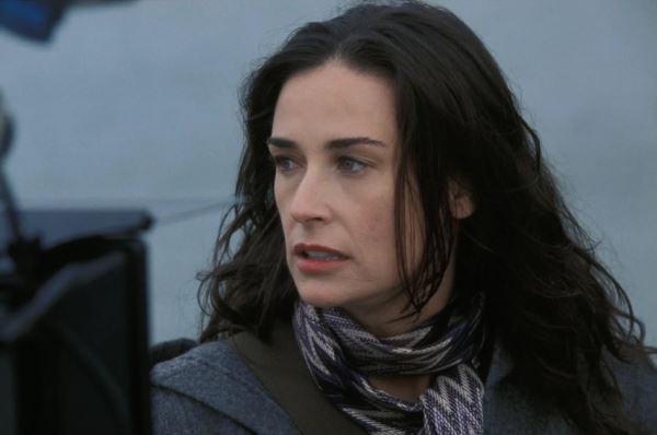 Секс-символ вне времени: как менялась внешность Деми Мур