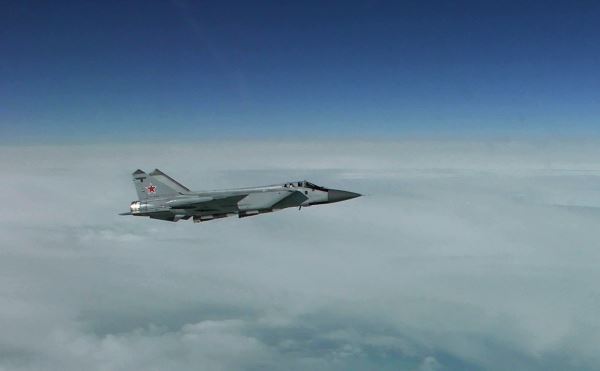 «Просчитывают враждебные действия»: как лётчики ВКС и сотрудники ФСБ предотвращают угоны российских самолётов