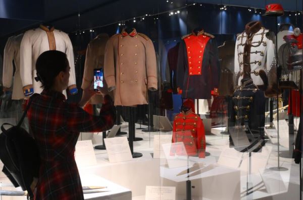 Сокровища российской короны: уникальная коллекция Царского Села в Москве6