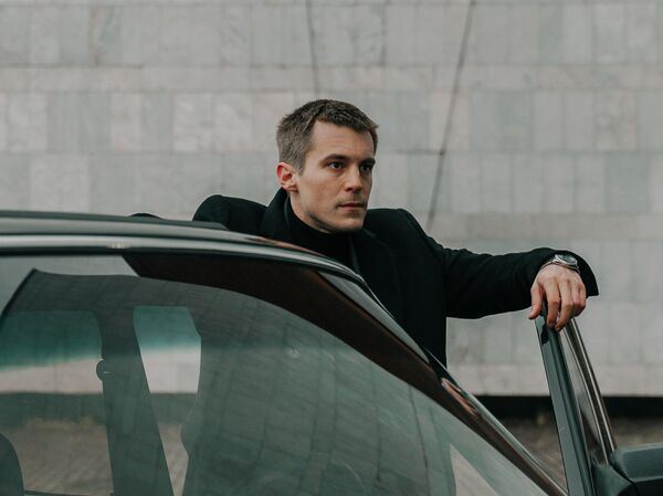 За кадром успеха: что скрывает харизматичный Иван Янковский19