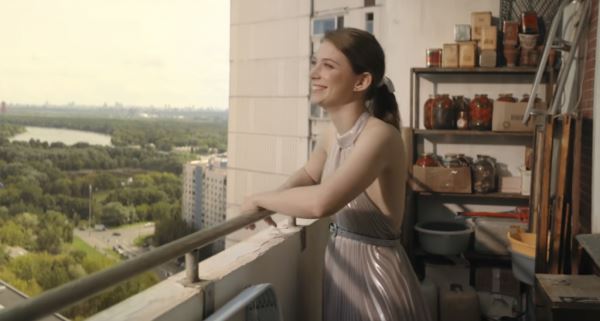 Вышел первый трейлер сериала по мотивам «Москва слезам не верит» со звездным кастом