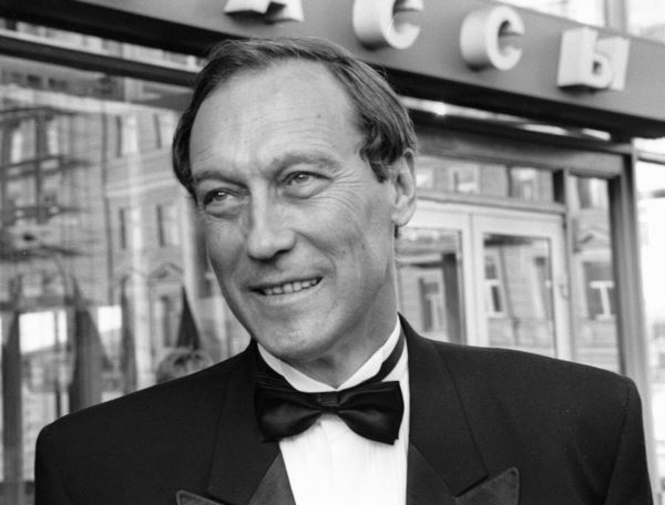 За кадром успеха: что скрывает харизматичный Иван Янковский0