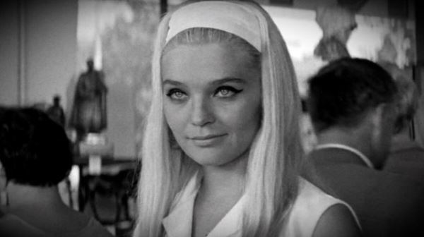 Умерла звезда «Бриллиантовой руки» Светлана Светличная. Ей было 84 года