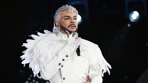 С Киркорова потребовали деньги за кредит, отработанный на корпоративе1