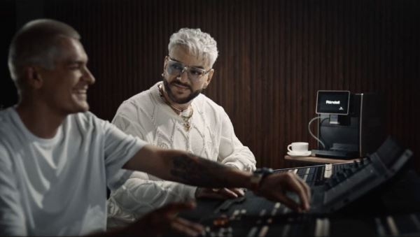 Профессионализм в каждой детали: Филипп Киркоров стал лицом известного бренда посуды и бытовой техники