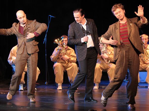 Вечный двигатель: Олег Меньшиков снова удивляет9