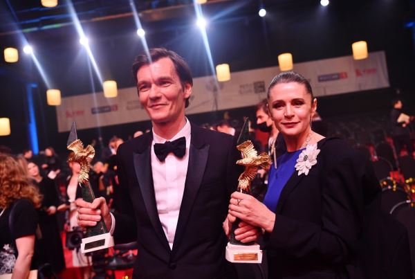 За кадром успеха: что скрывает харизматичный Иван Янковский1