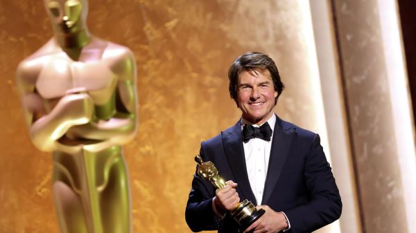 В центре Лондона установили бронзовую статую Бриджит Джонс1