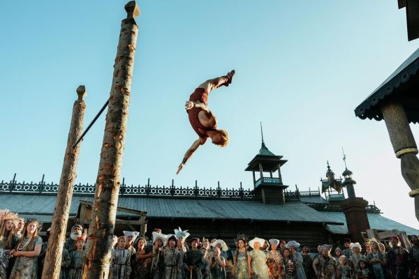 Моряк Петров и князь Маковецкий: как снимали сказку со звездами 