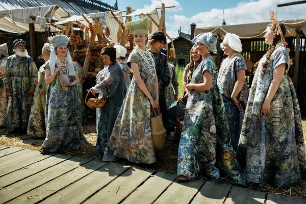 Моряк Петров и князь Маковецкий: как снимали сказку со звездами 