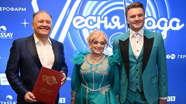 Надежда Кадышева готовится к яркому новогоднему шоу в Москве0