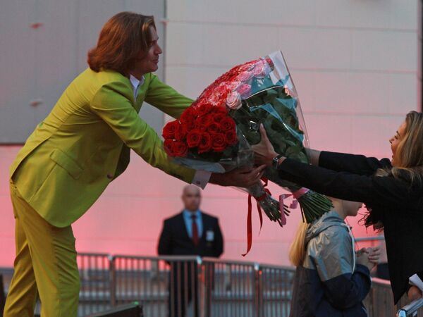 Дмитрий Маликов — об успехе Кадышевой и Булановой, молодости и юморе в сети8