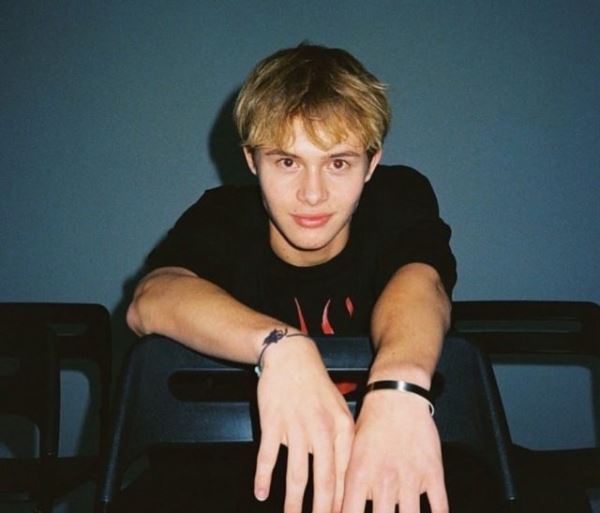 Леон Кемстач признался, как для него выглядит идеальная девушка