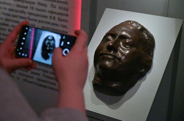 Последний триумф Петра Великого: как в России прощались с императором5