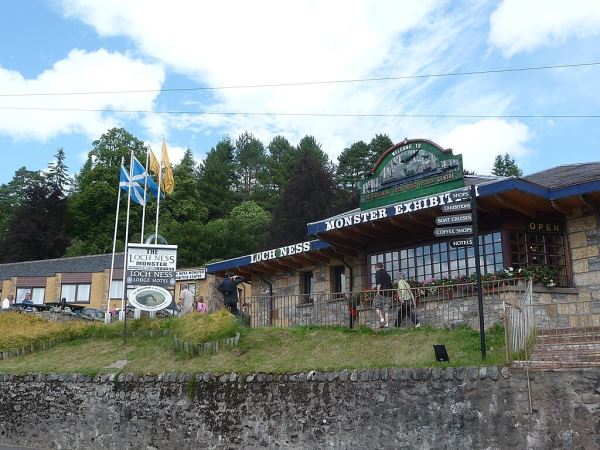 «Первобытный ужас»: что на самом деле скрывается в шотландском озере Лох-Несс