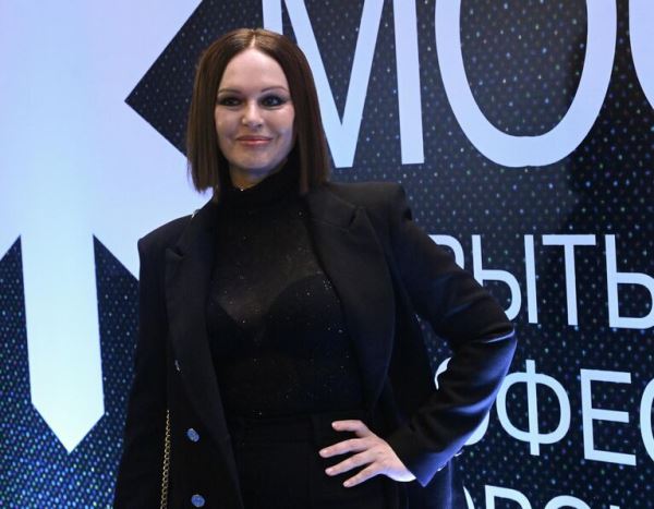 Российские актрисы, обманувшие возраст: в чем их секрет8