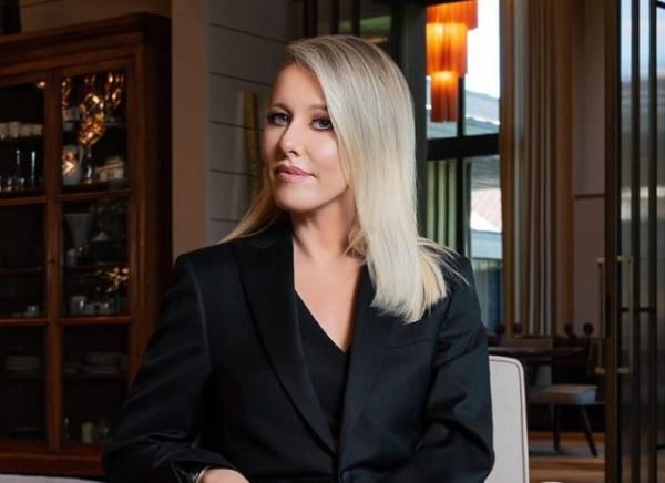 Ксения Собчак сняла распаковку подарков со дня рождения