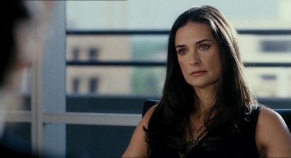 Секс-символ вне времени: как менялась внешность Деми Мур